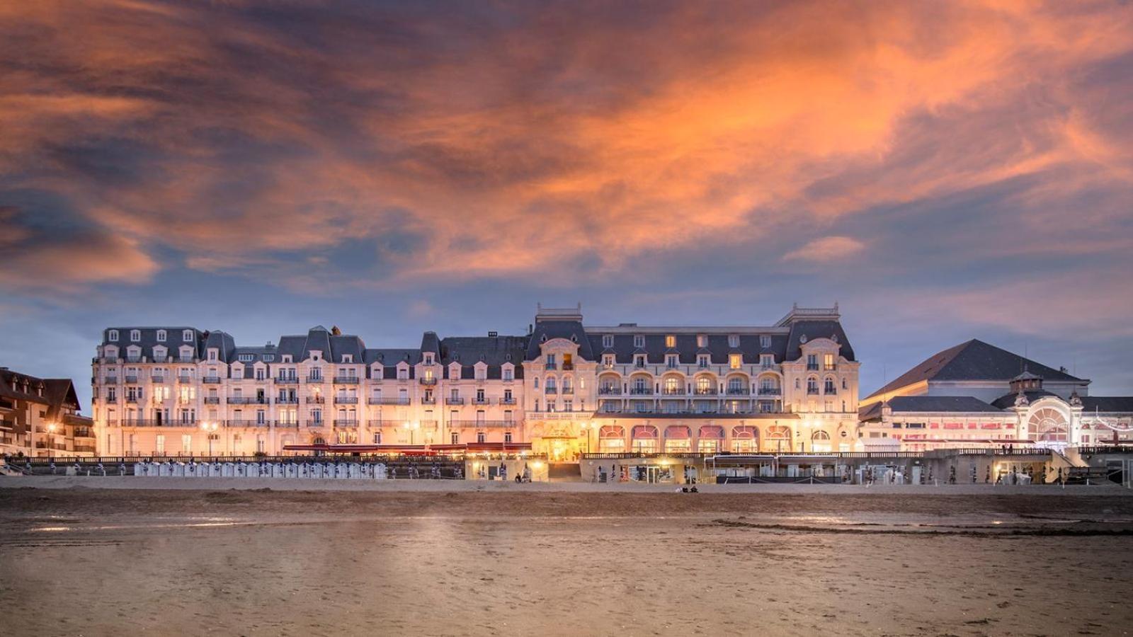 Le De La - 2ch, 2 Sdb - Terrasse - Deco De Charme - 500m Vakantiehuis Cabourg
